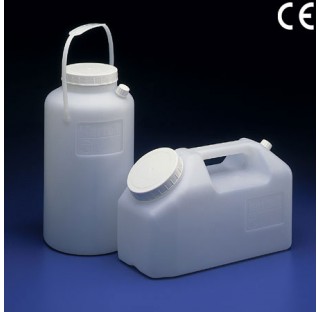 Container pour urine largeur 114mm longueur 243mm hauteur 160 mm graduation 250ml diam de col 74mm p